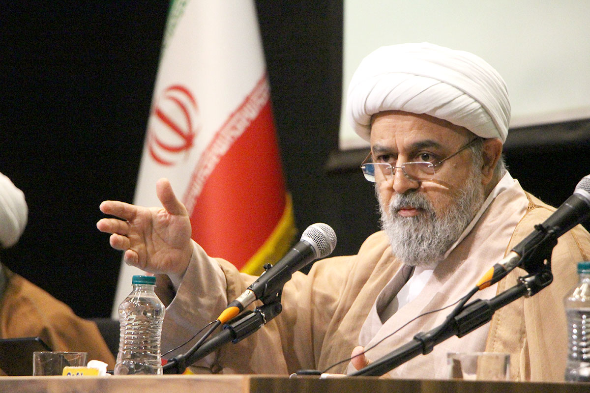 الخطوة الثانية للثورة