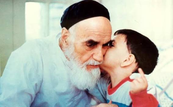 فائل:سید علی خمینی وامام خمینی.jpg