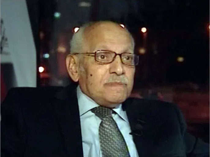 پرونده:احمد کمال ابو المجد.webp