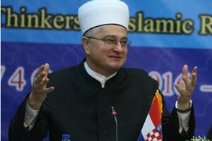 عزیز حسنویچ.jpg