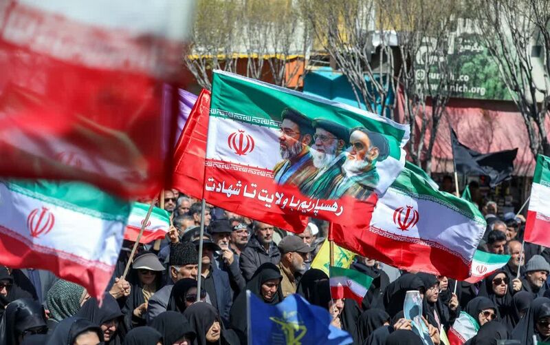 File:ایران اور عالمی استعمار.jpg