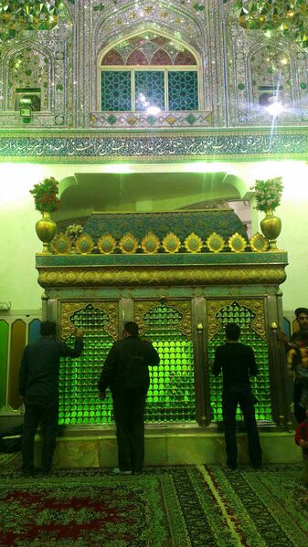 پرونده:امامزاده سبزقبا.jpg